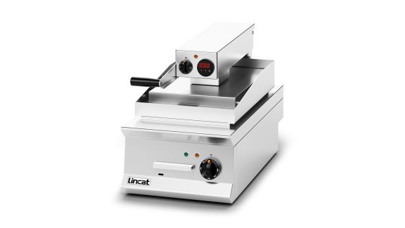 Lincat OE8211 Electric Clam Griddle - Flat Upper Plate 400mm Wide