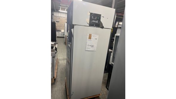 Blizzard 416395925 GRADED-02329 BR1SS Upright Single Hinged Door Gastronorm Refrigerator