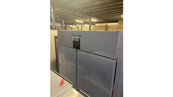 Blizzard 45959277073524211 GRADED-02356 BF2SS Upright Double Hinged Door Gastronorm Freezer