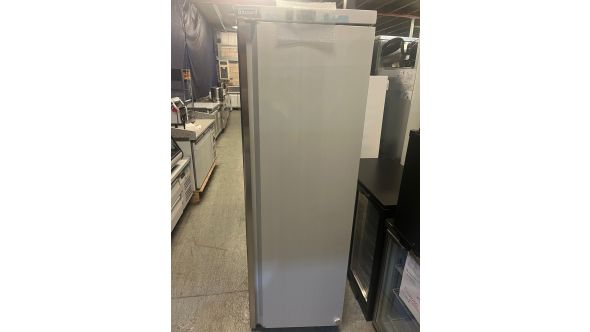 Blizzard D2507BZ32WR40S036 Upright 320L Single Hinged Door Refrigerator