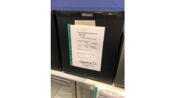 Blizzard C2722312013-XC-30A GRADED-00808-BMB30 Mini Bar (10 Bottles)