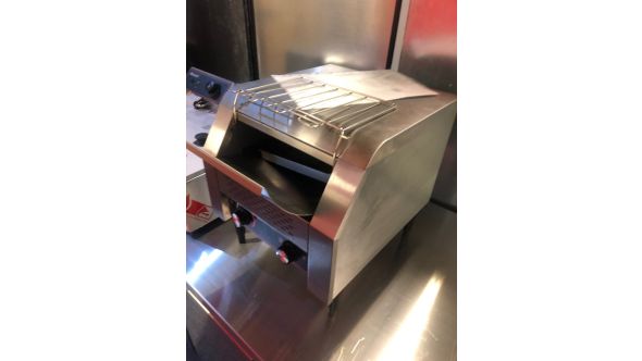 Blizzard C012406018-TT-300 GRADED-01127-BCT2 Conveyor Toaster