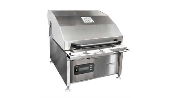 Synergy CharGo Nat Gas Chargrill Oven with Lid, Slow Cook Shelf & Garnish Rail STCGO600