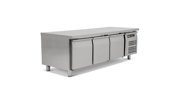 Blizzard SNC3 Triple Door Low Height Snack Counter