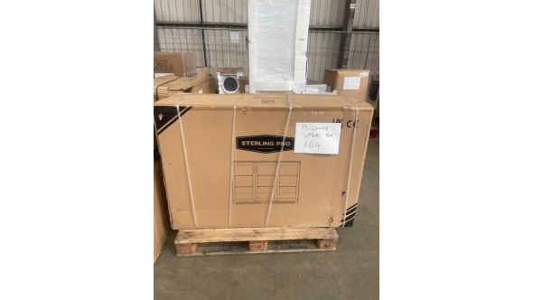 Sterling Pro GRADED Green SP3HC-BH Hinged Triple Door Bottle Cooler, 274 x 330ml Bottles