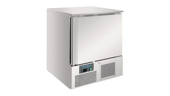 Polar U-Series Undercounter Fridge 140Ltr